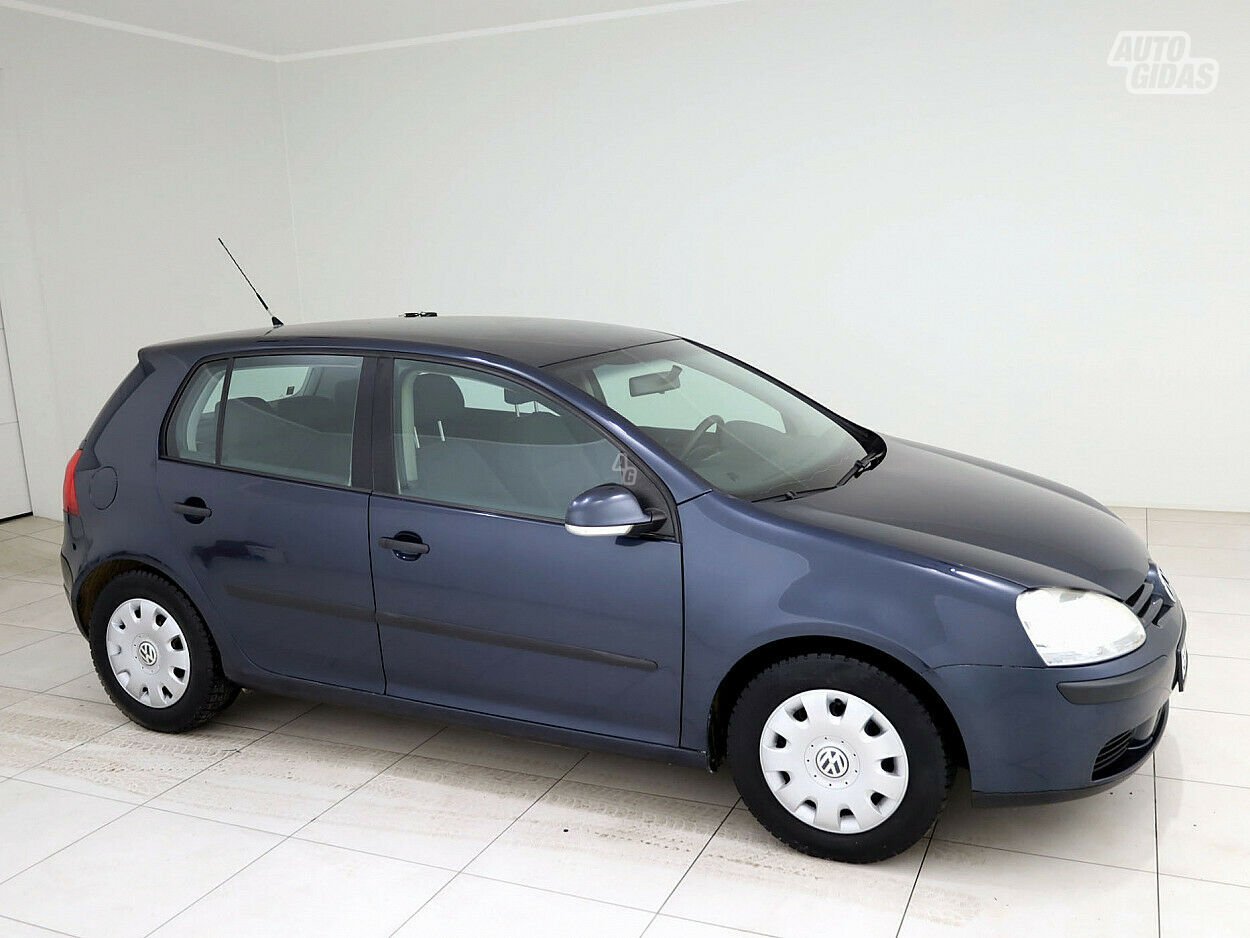 Volkswagen Golf 2005 y Hatchback