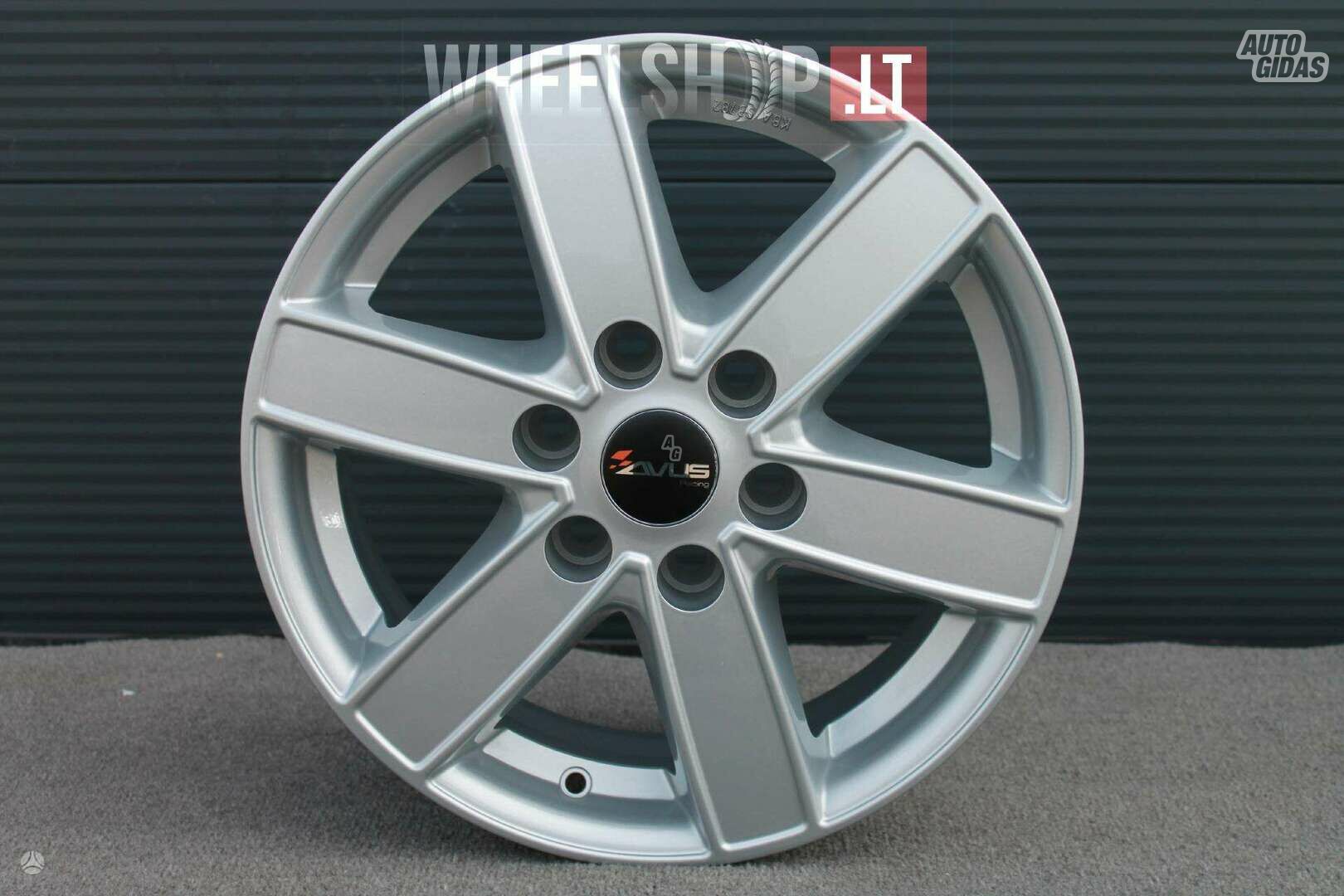 Avus AC-V61 Silver rims