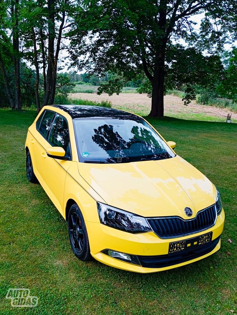 Skoda Fabia 2015 г Хэтчбек