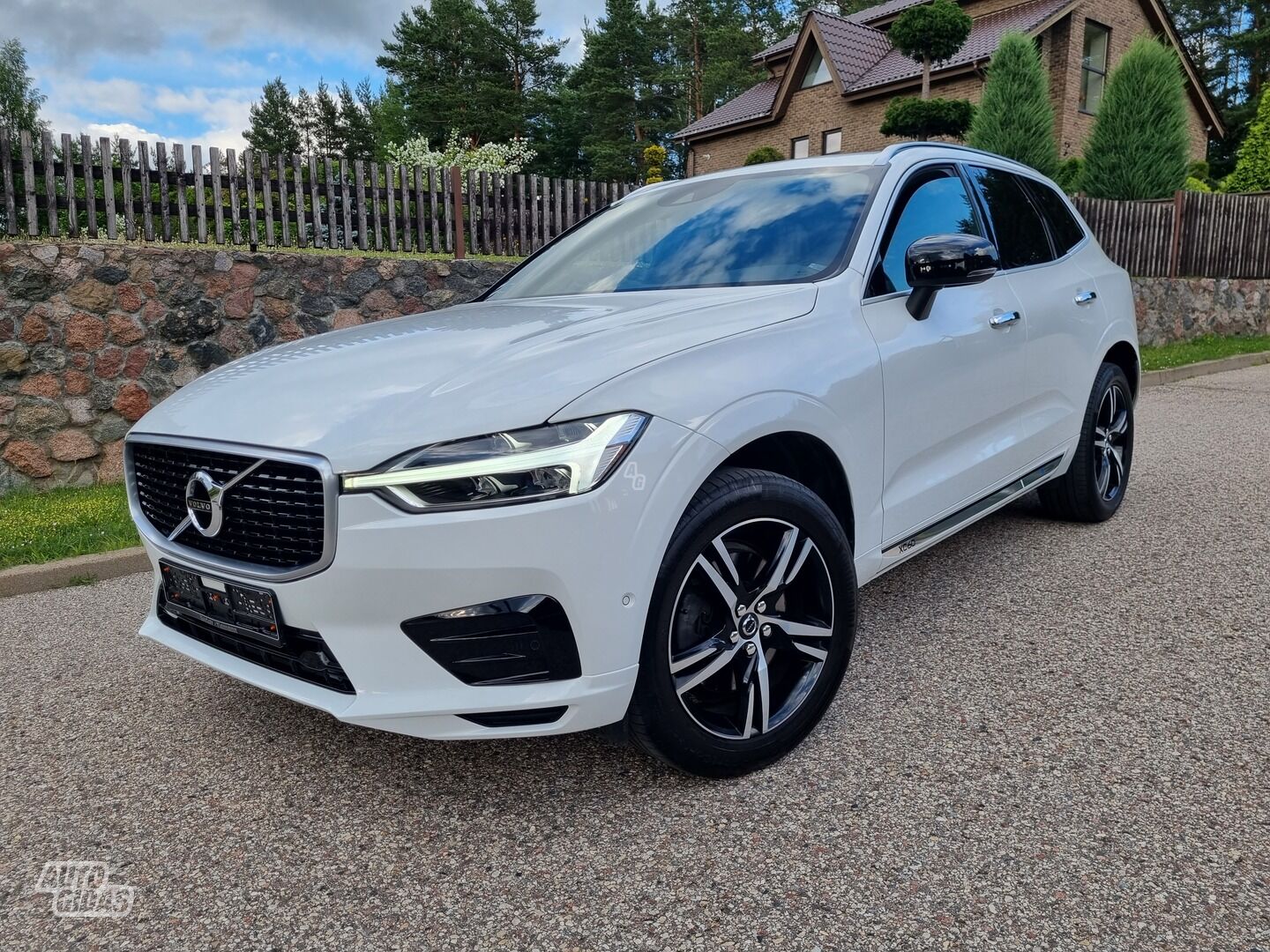 Volvo XC60 2018 г Внедорожник