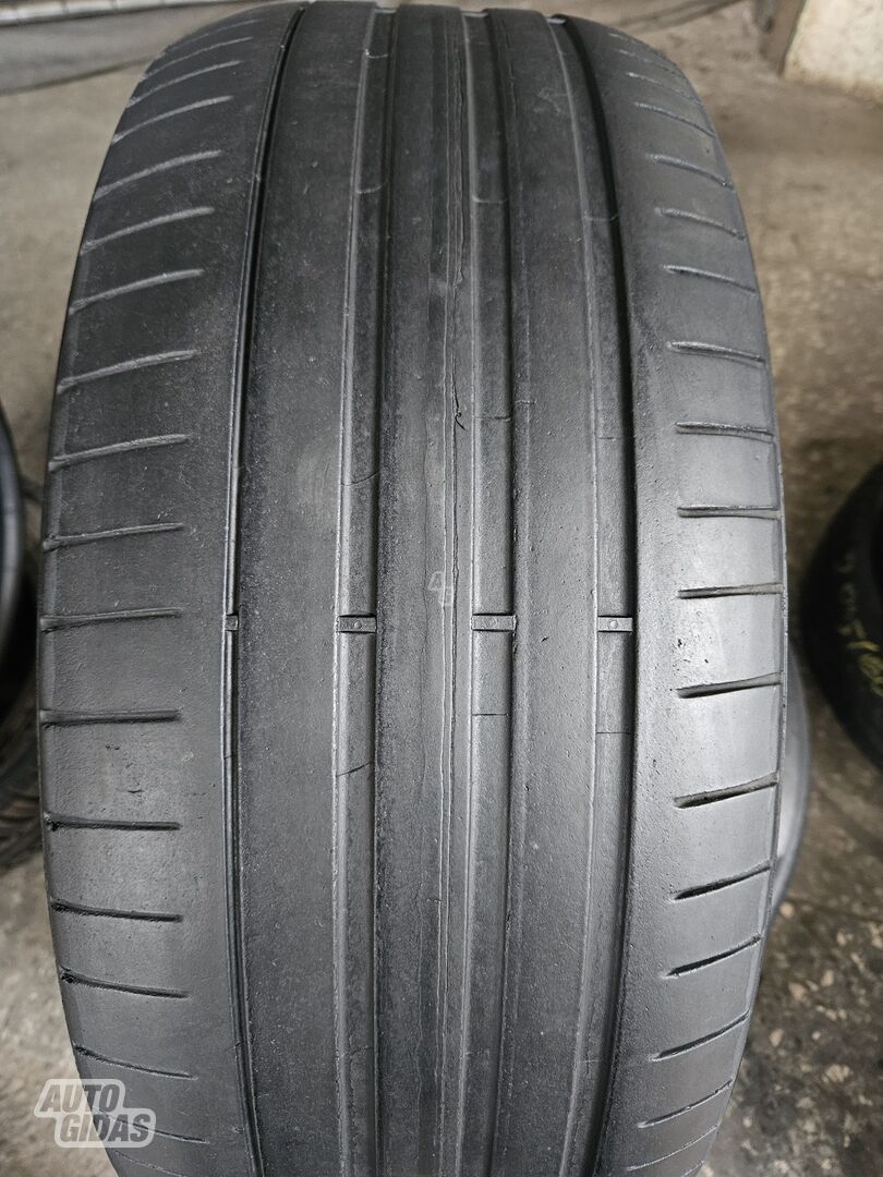 R21 summer tyres passanger car