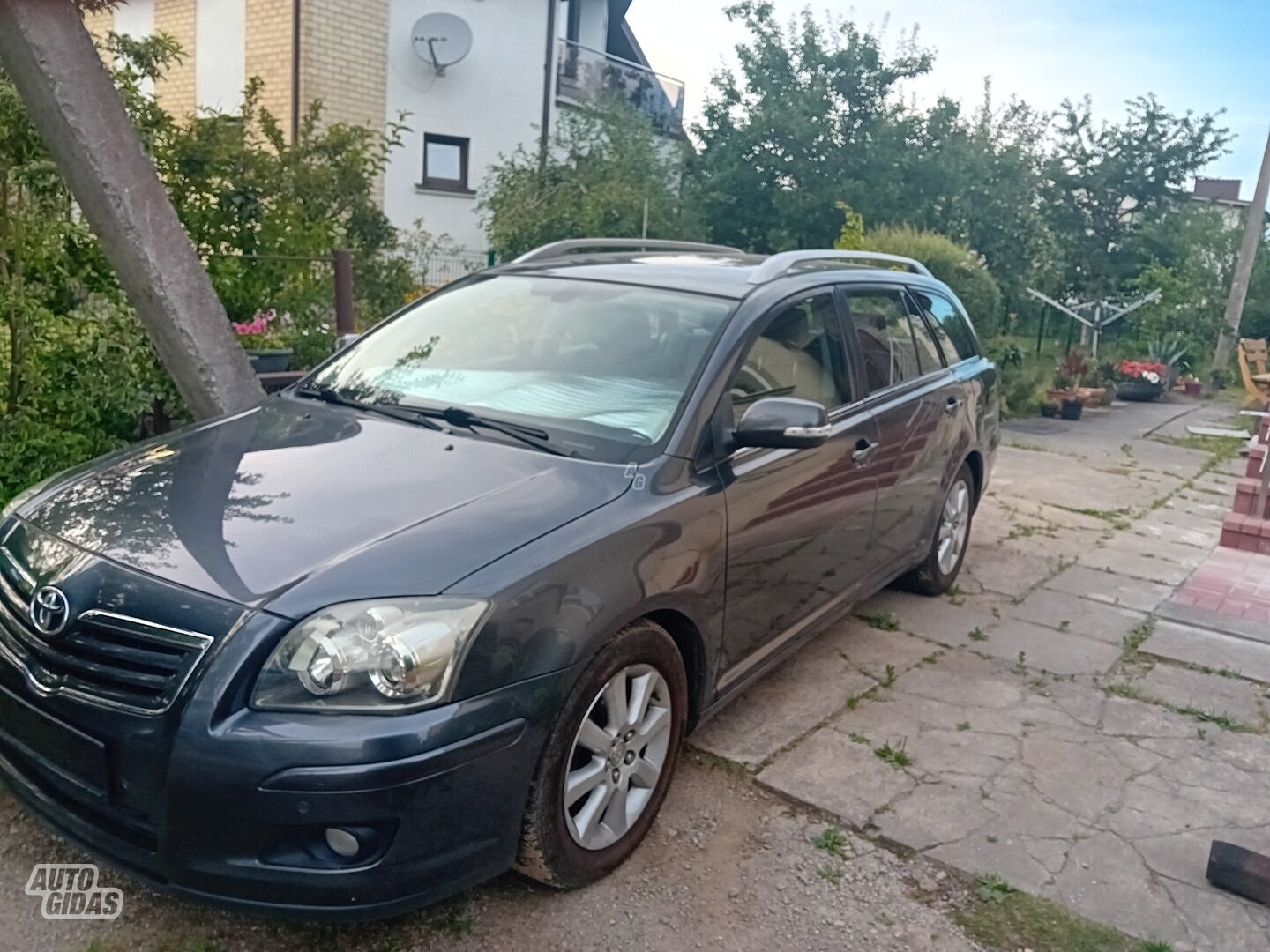 Toyota Avensis D-4D Luna 2007 y