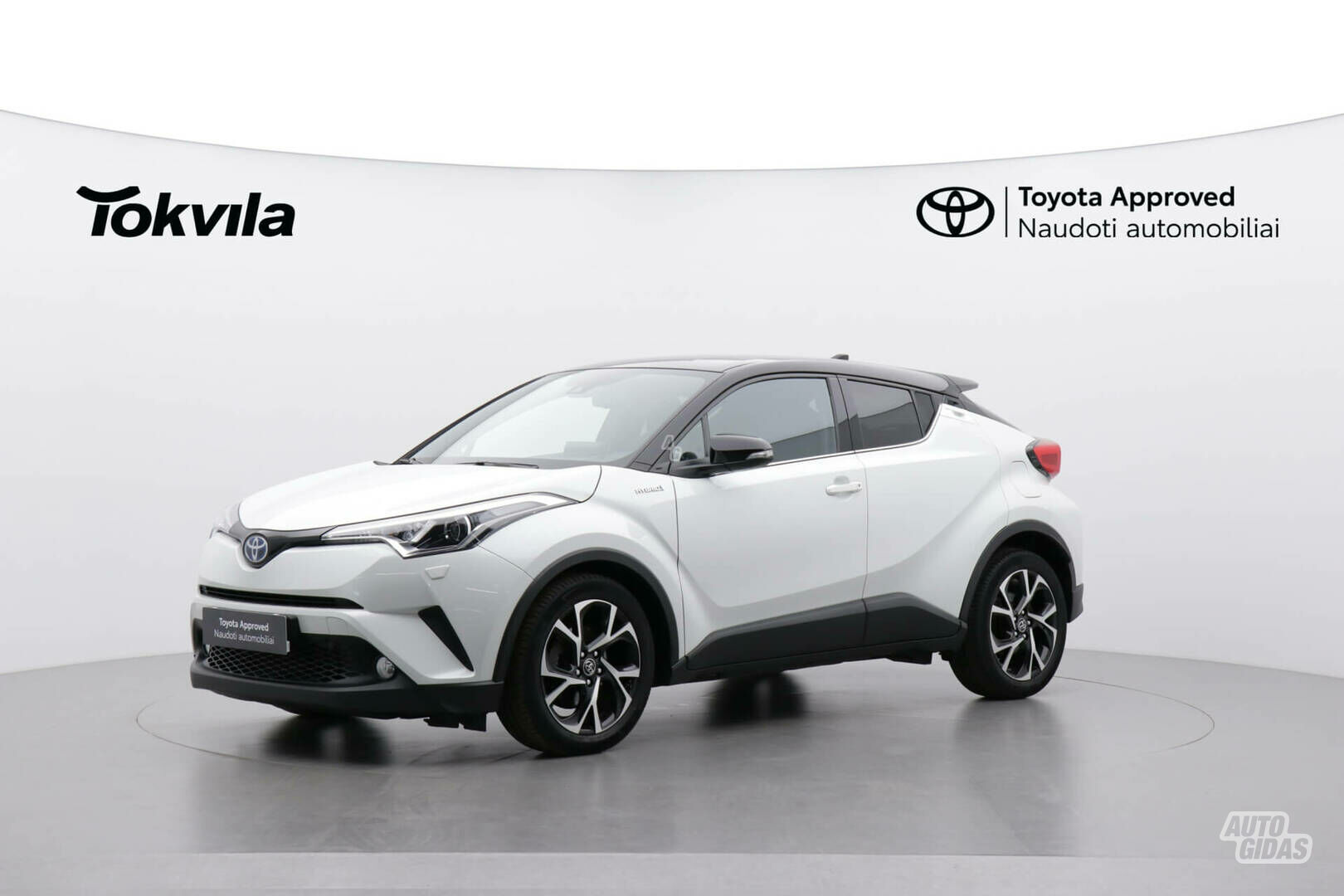 Toyota C-HR 2018 г Внедорожник