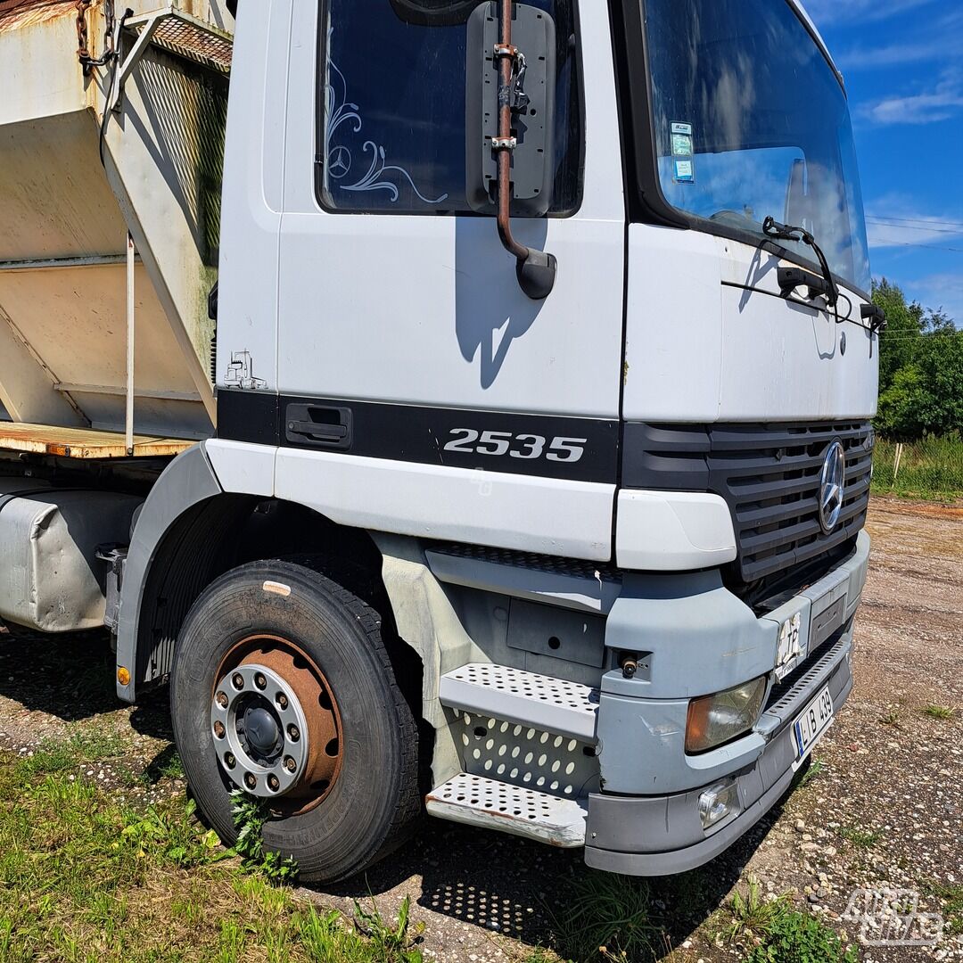 Mercedes-Benz 2535 1999 y Tanker