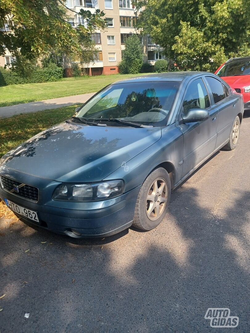 Volvo S60 2001 г Седан