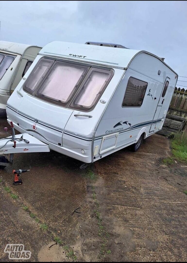 Swift Challenger 470se 2004 y Trailer house