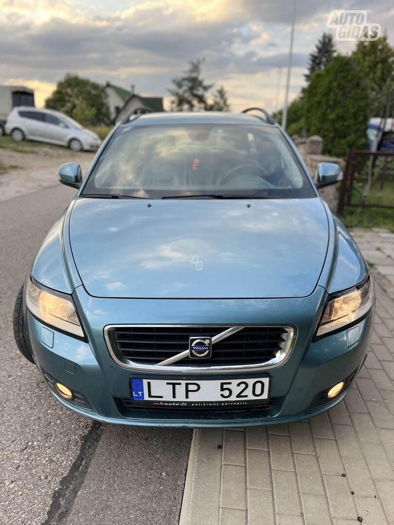 Volvo V50 2010 y Wagon