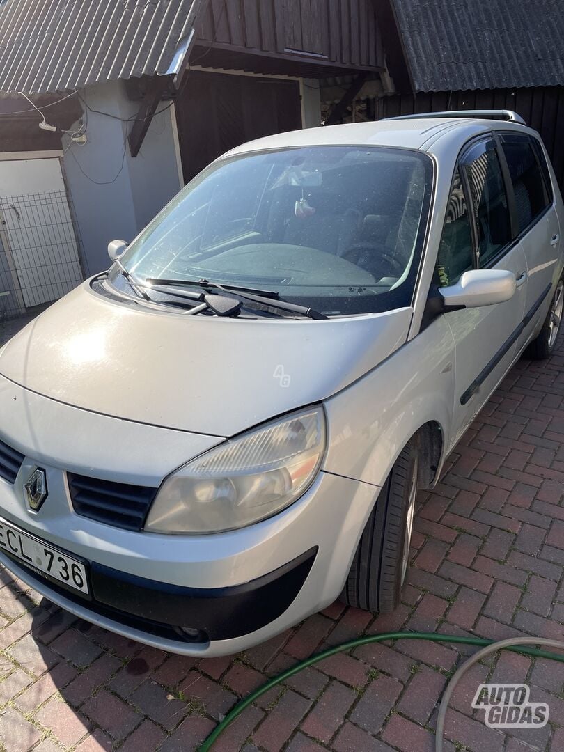 Renault Scenic 2004 y Sedan