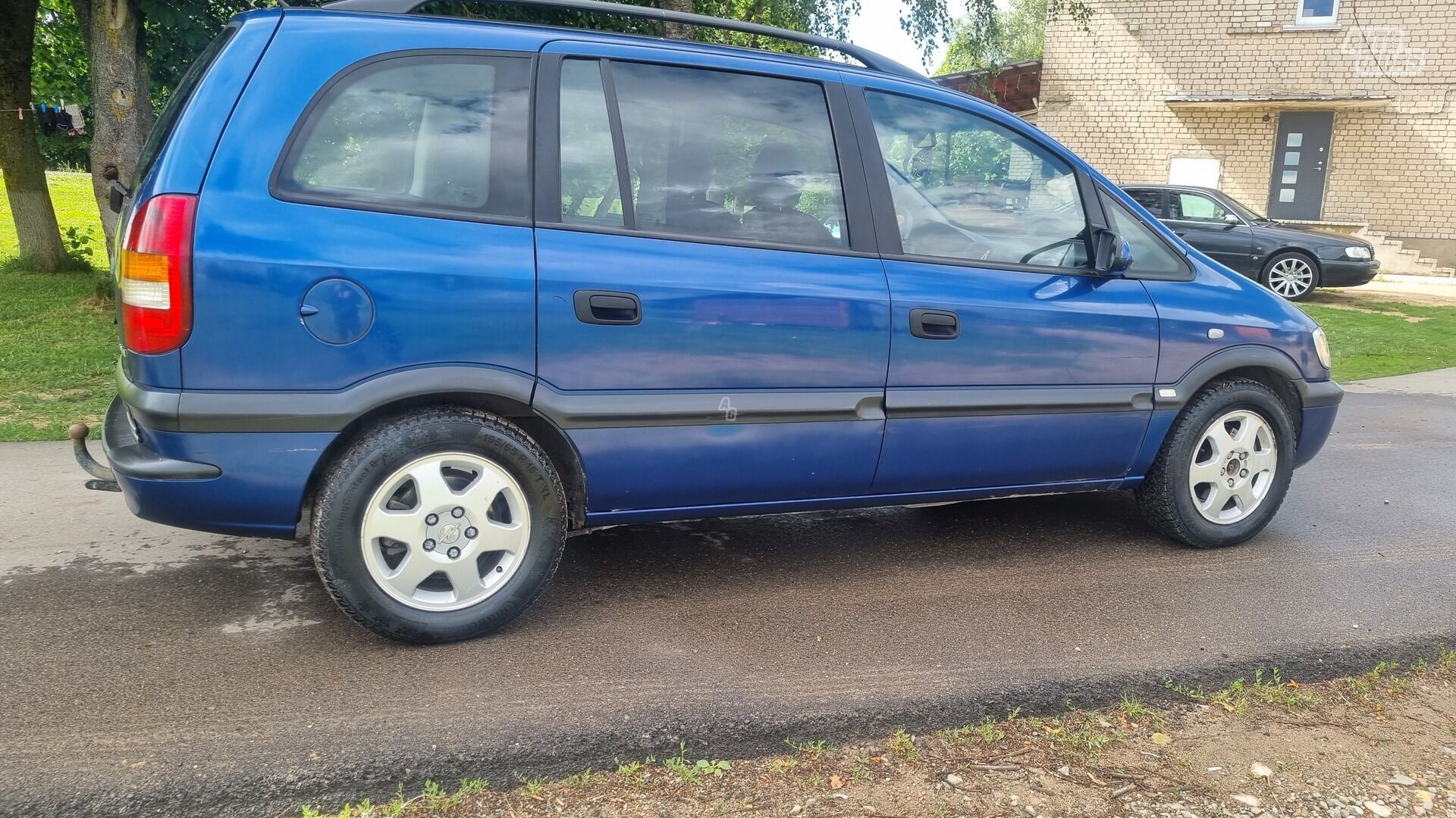 Opel Zafira 2003 m Vienatūris