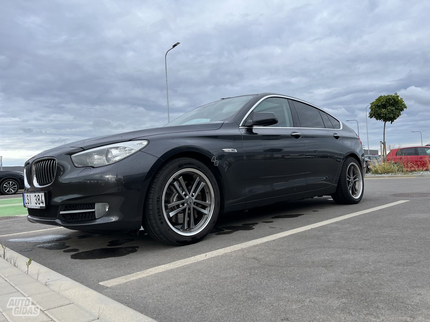 Bmw 530 Gran Turismo 2010 y Hatchback