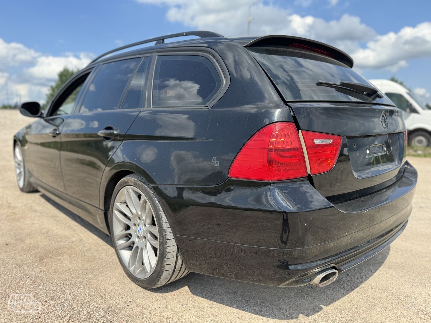 Bmw 320 E90 2008 г запчясти