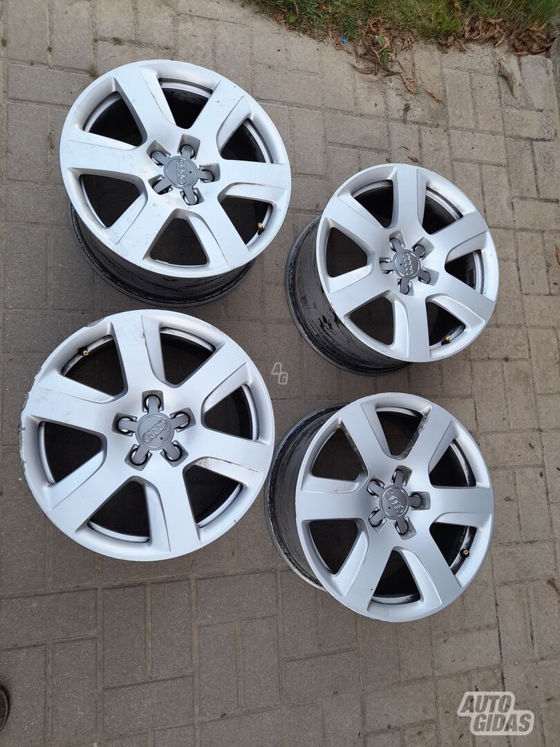 Audi A6 light alloy R17 rims