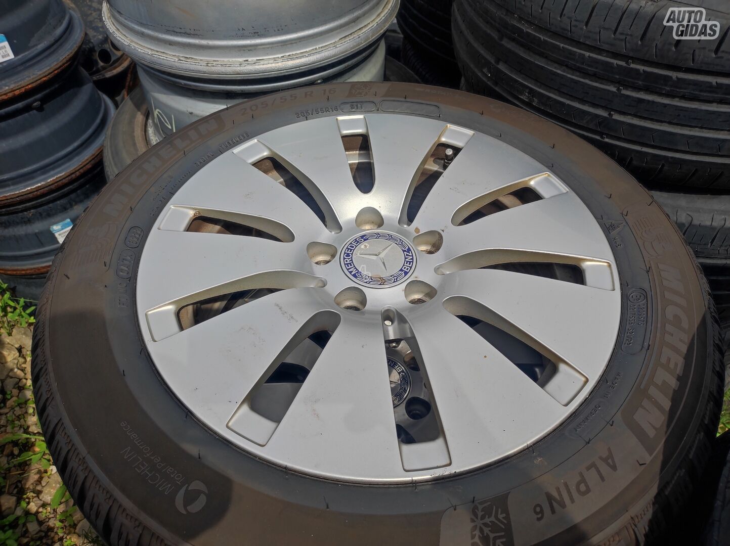 Mercedes-Benz light alloy R16 rims