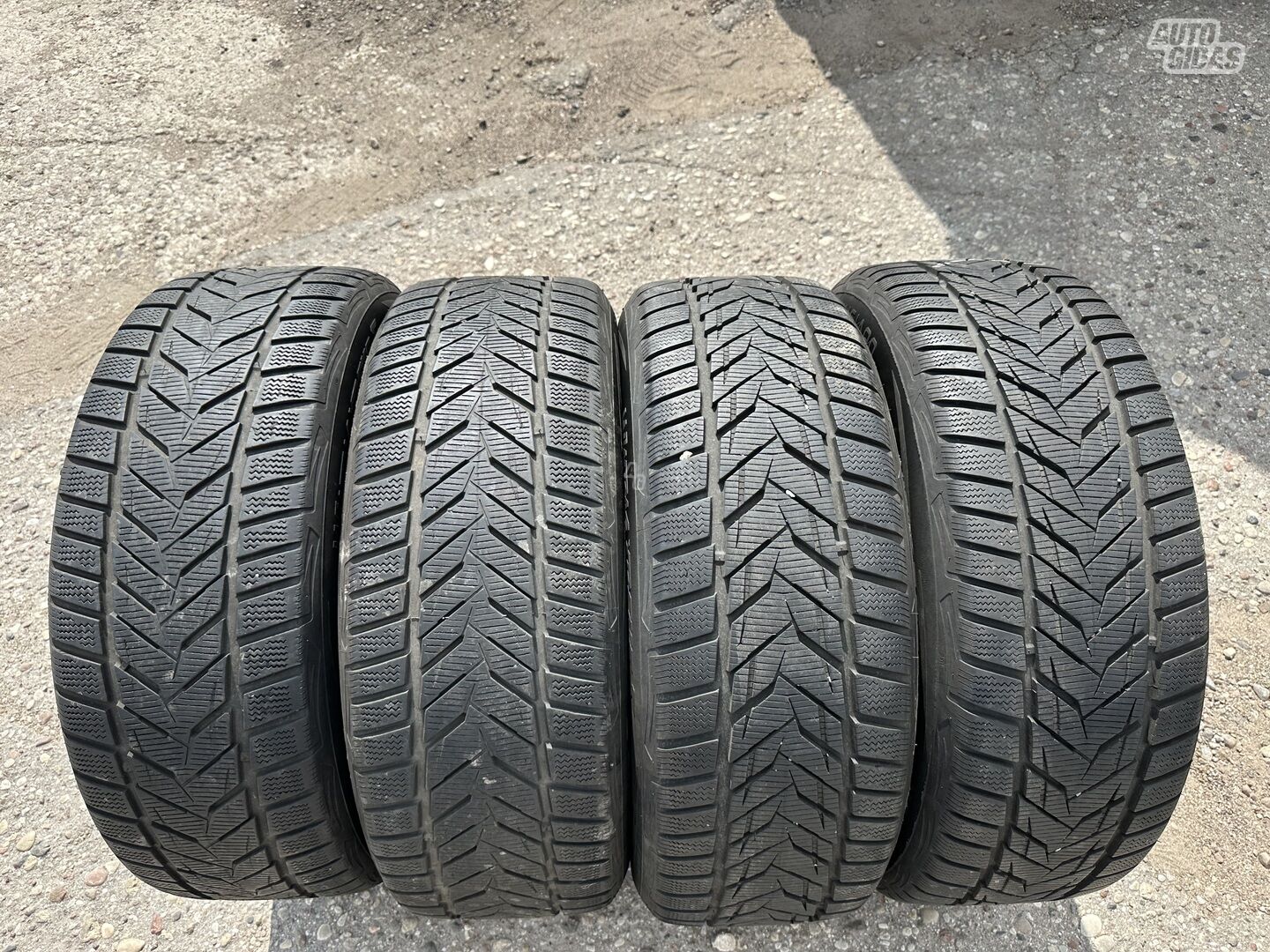 Vredestein Siunciam 8+6mm  R18 universal tyres passanger car