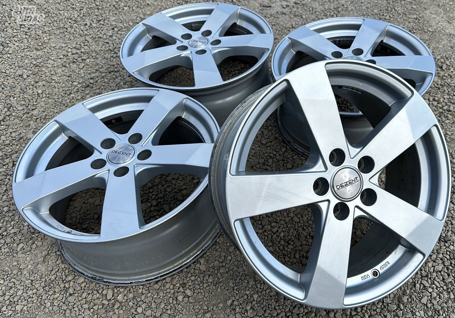 Light alloy R17 rims