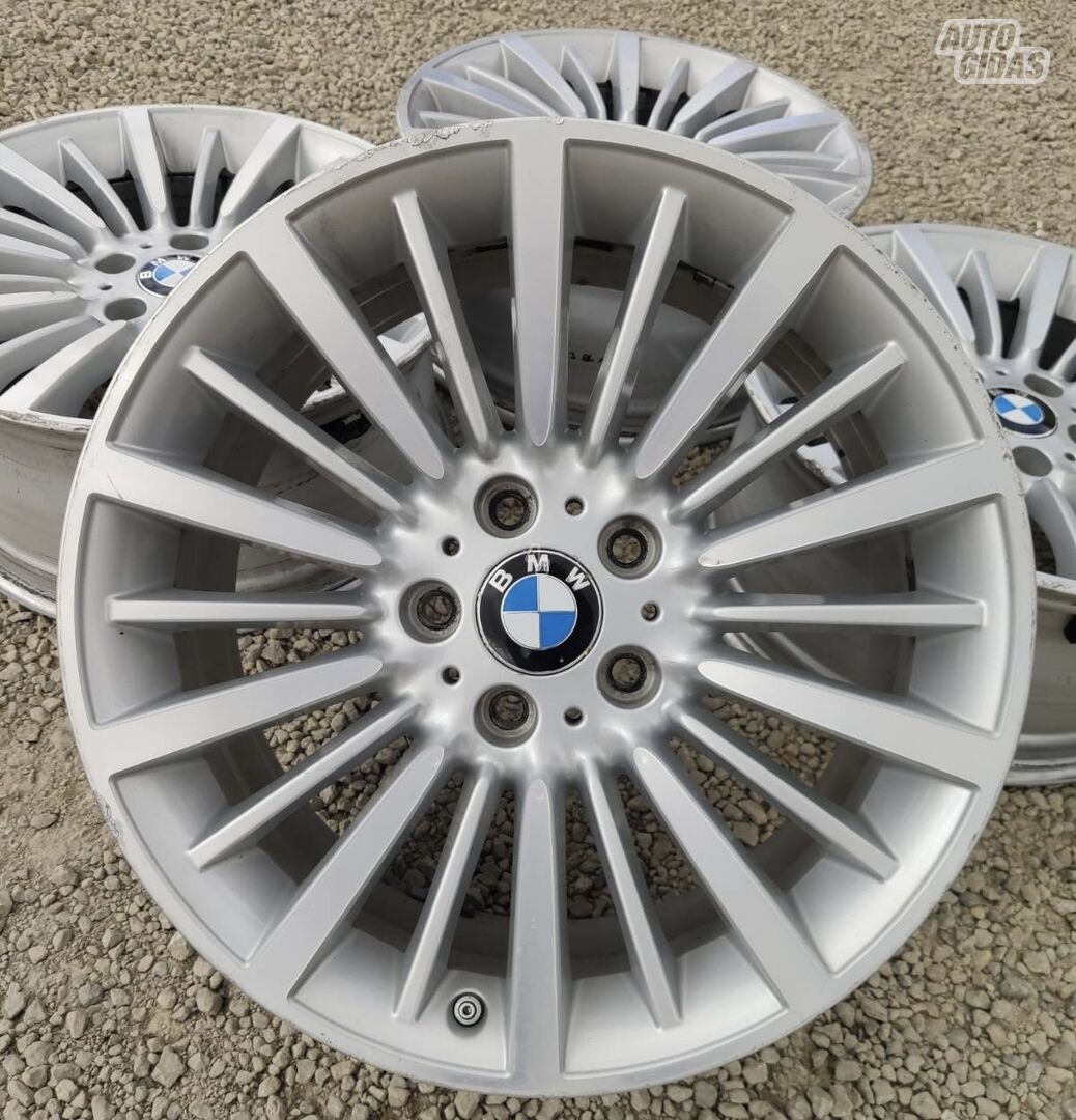 Light alloy R18 rims