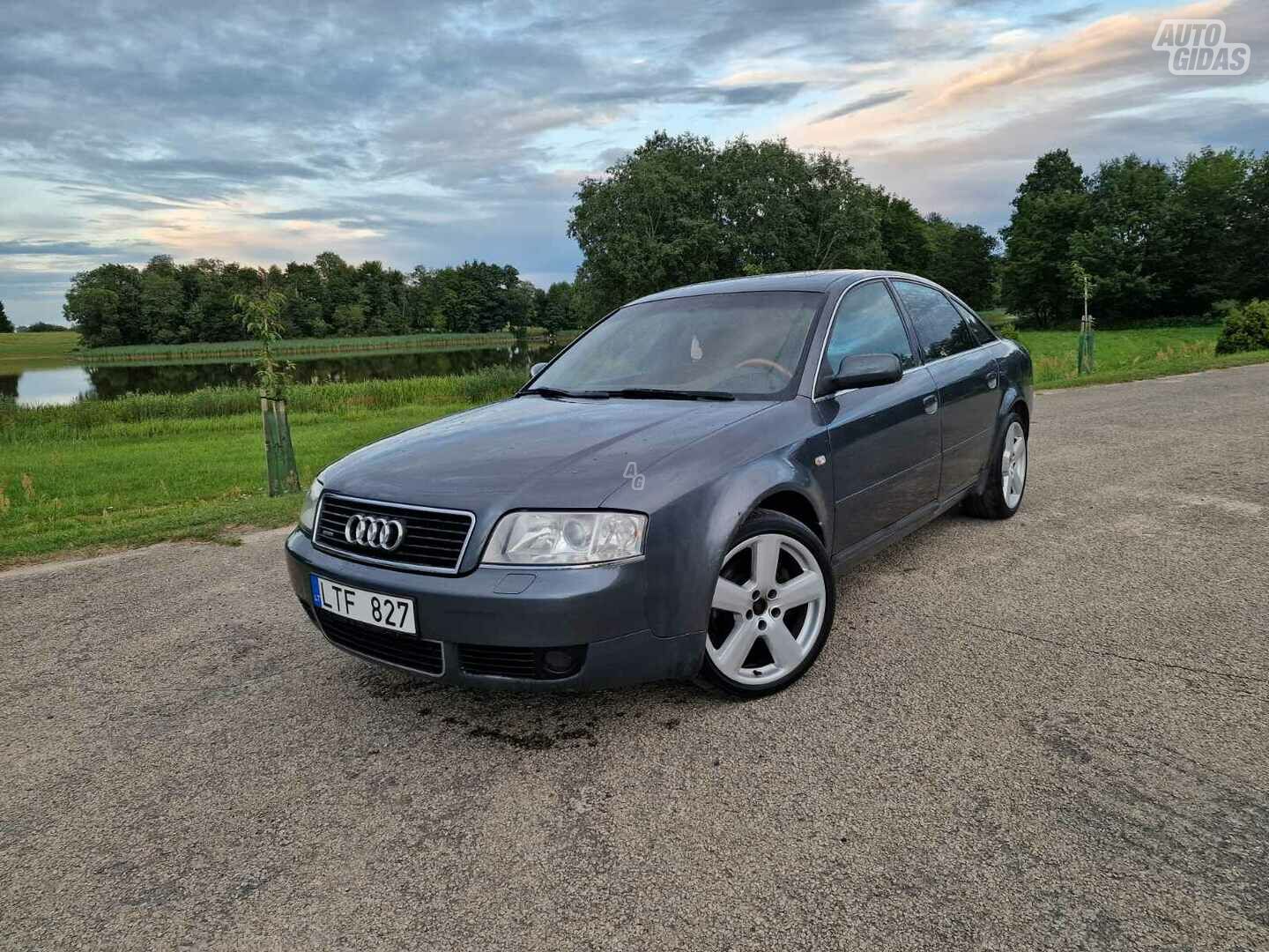 Audi A6 TDI Quattro 2001 m