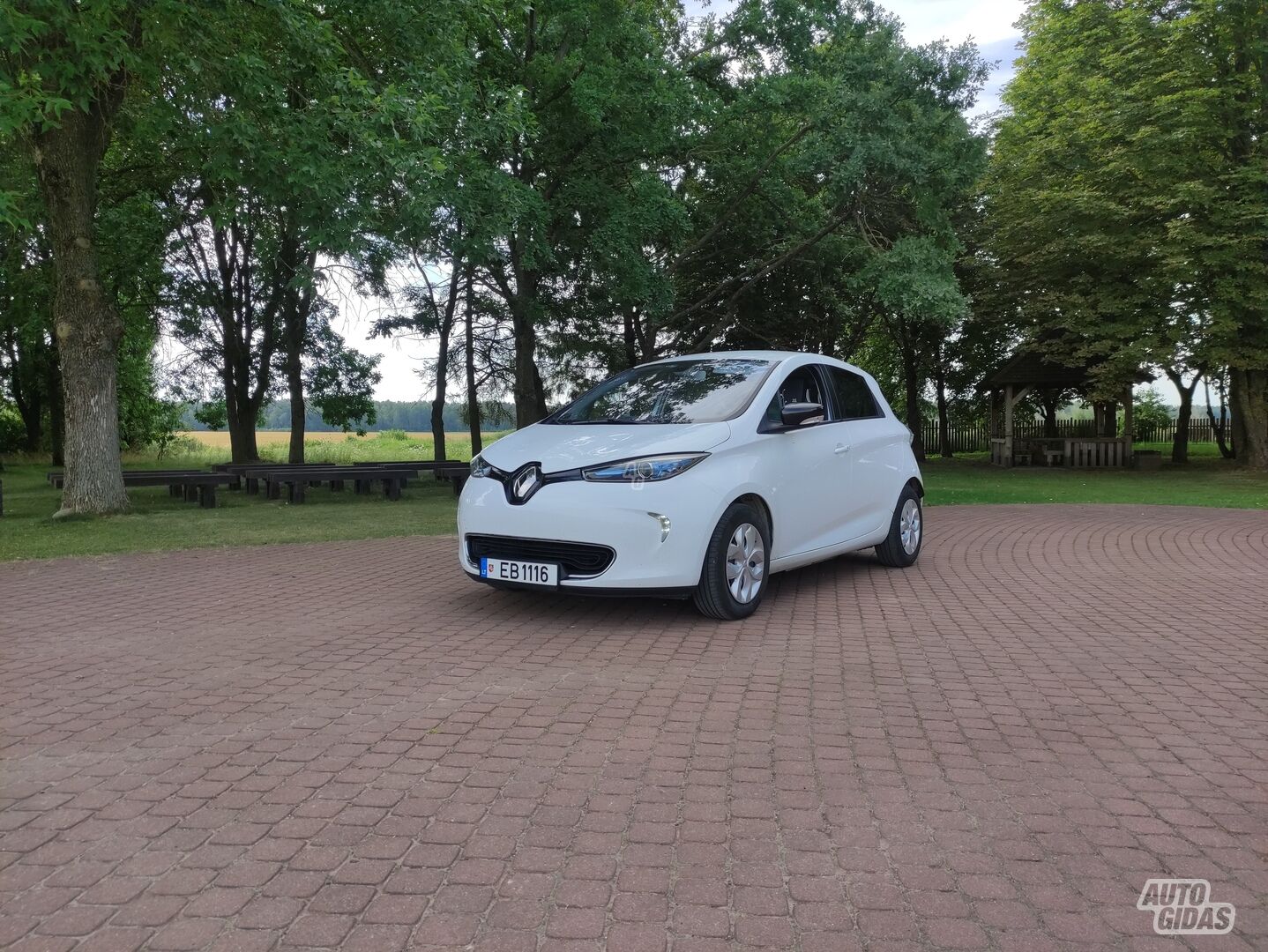 Renault Zoe 2016 г Хэтчбек