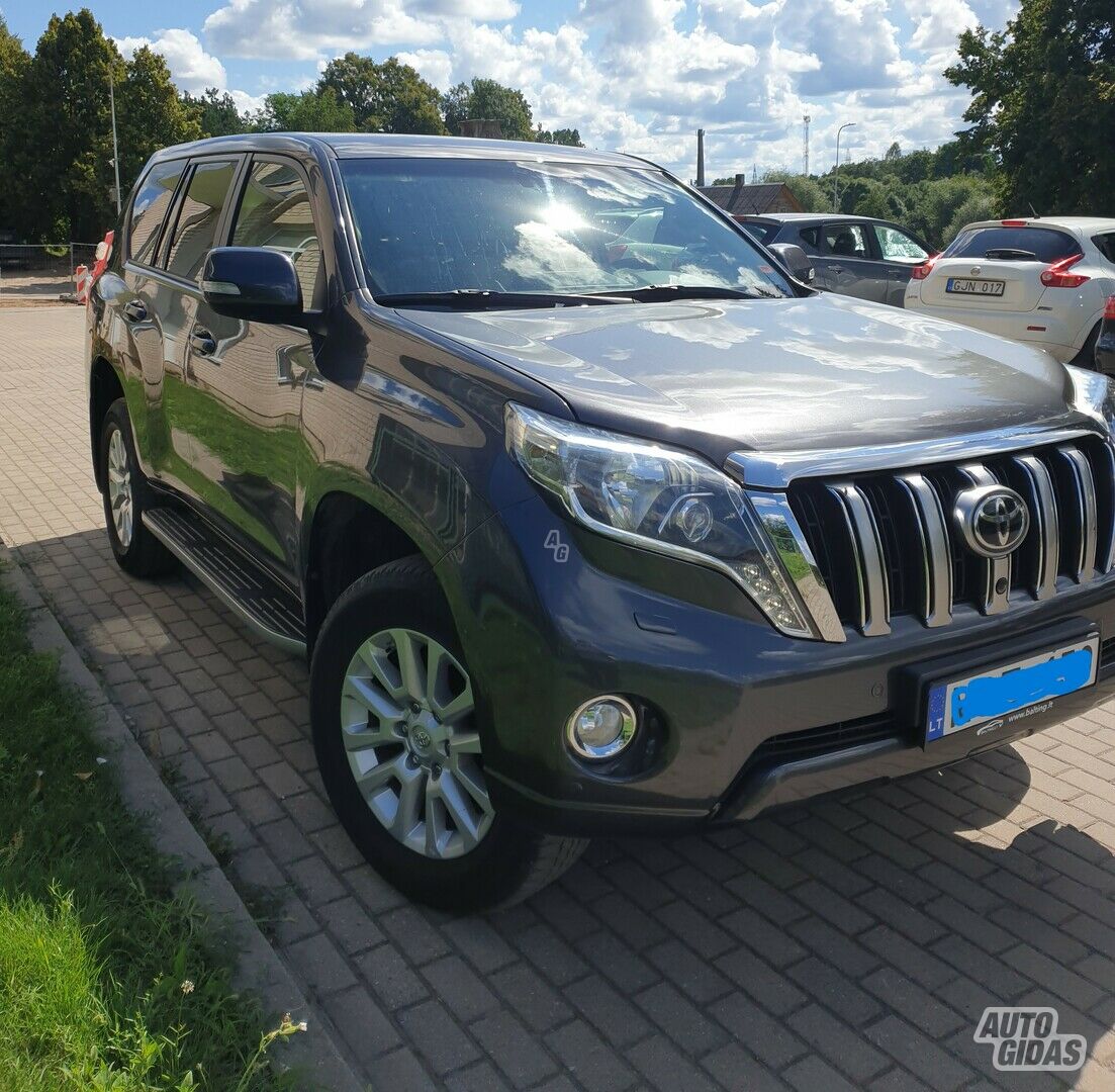 Toyota Land Cruiser 2015 m Visureigis