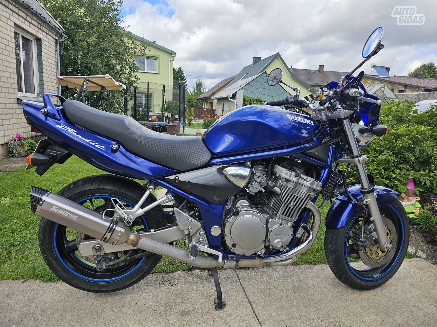 Suzuki Bandit 2001 y Classical / Streetbike motorcycle