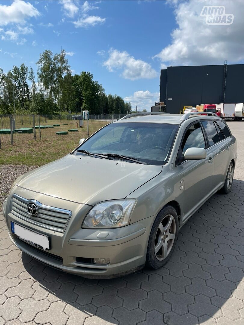 Toyota Avensis II 2003 m dalys