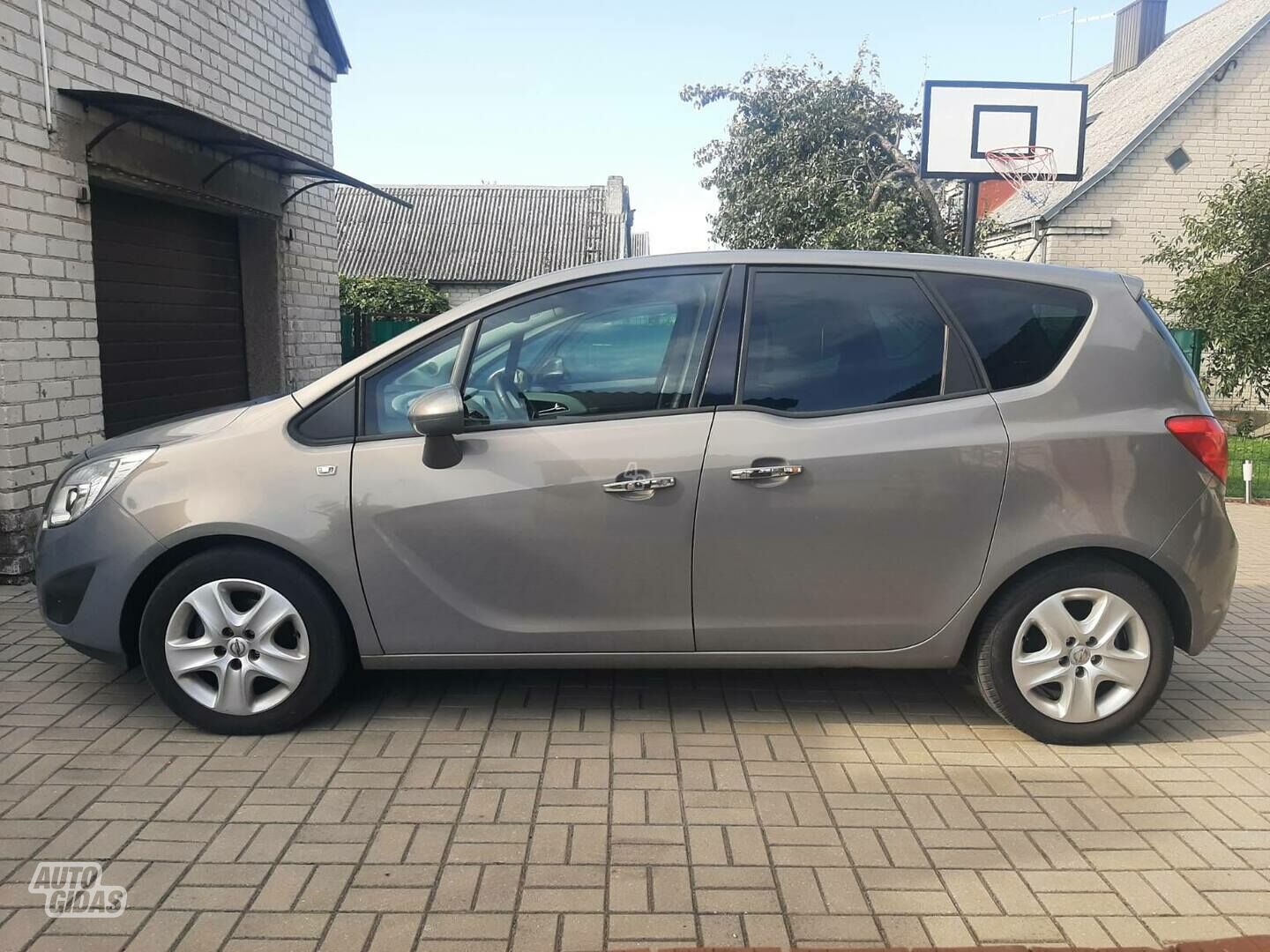 Opel Meriva 2011 m Vienatūris