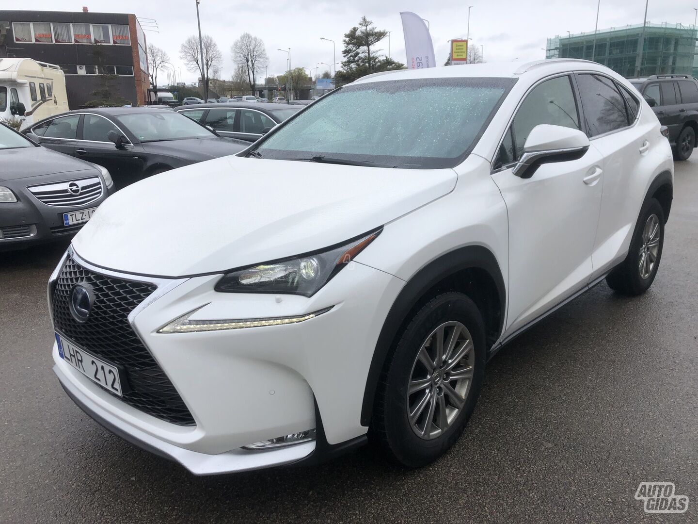 Lexus NX 200t 2017 г Внедорожник / Кроссовер