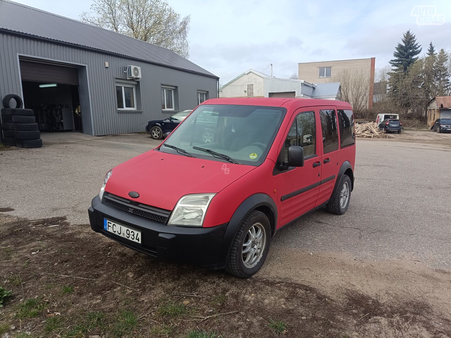 Ford Connect Tourneo 2004 m Vienatūris