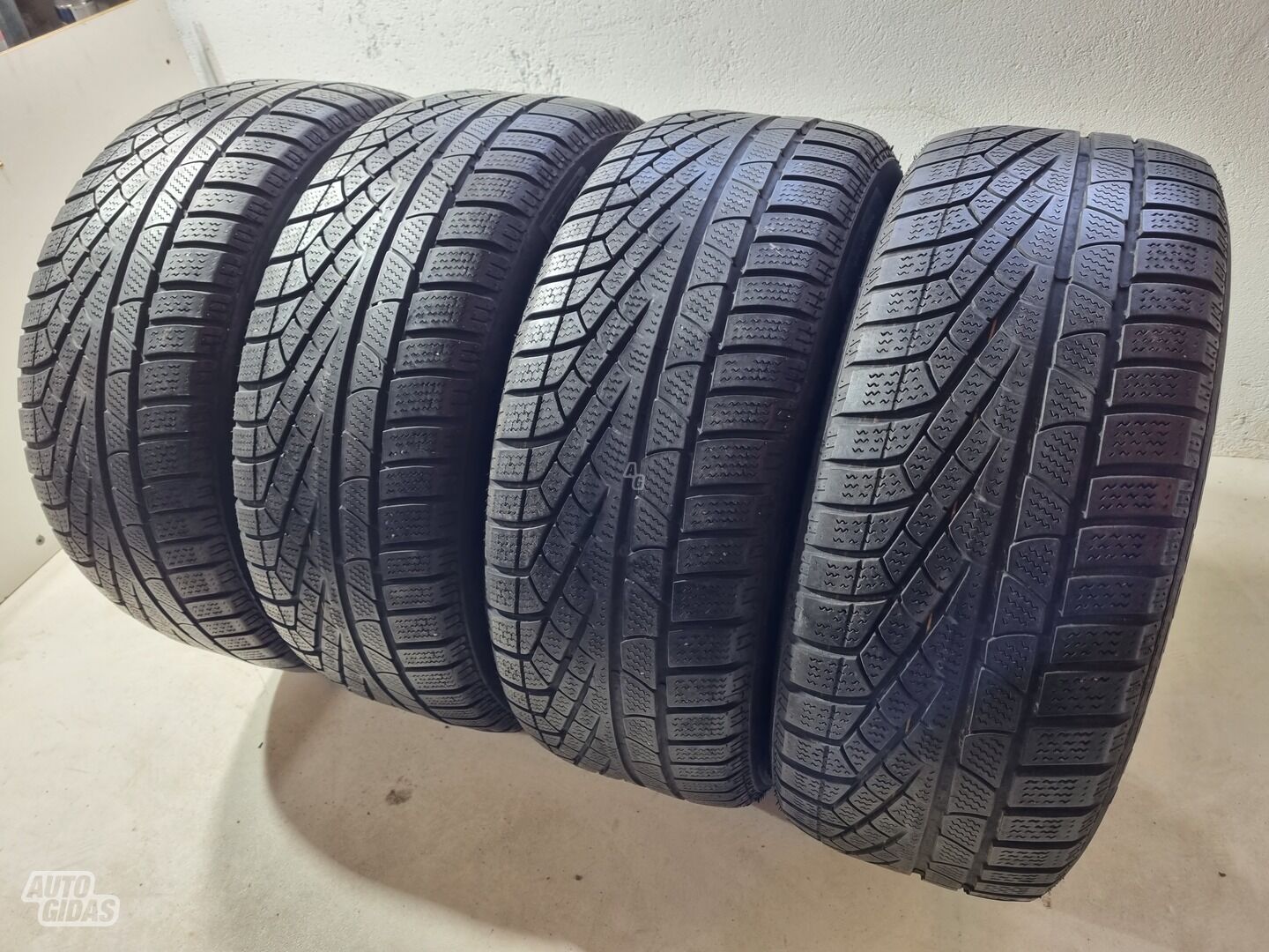 Pirelli 5mm R17 universal tyres passanger car