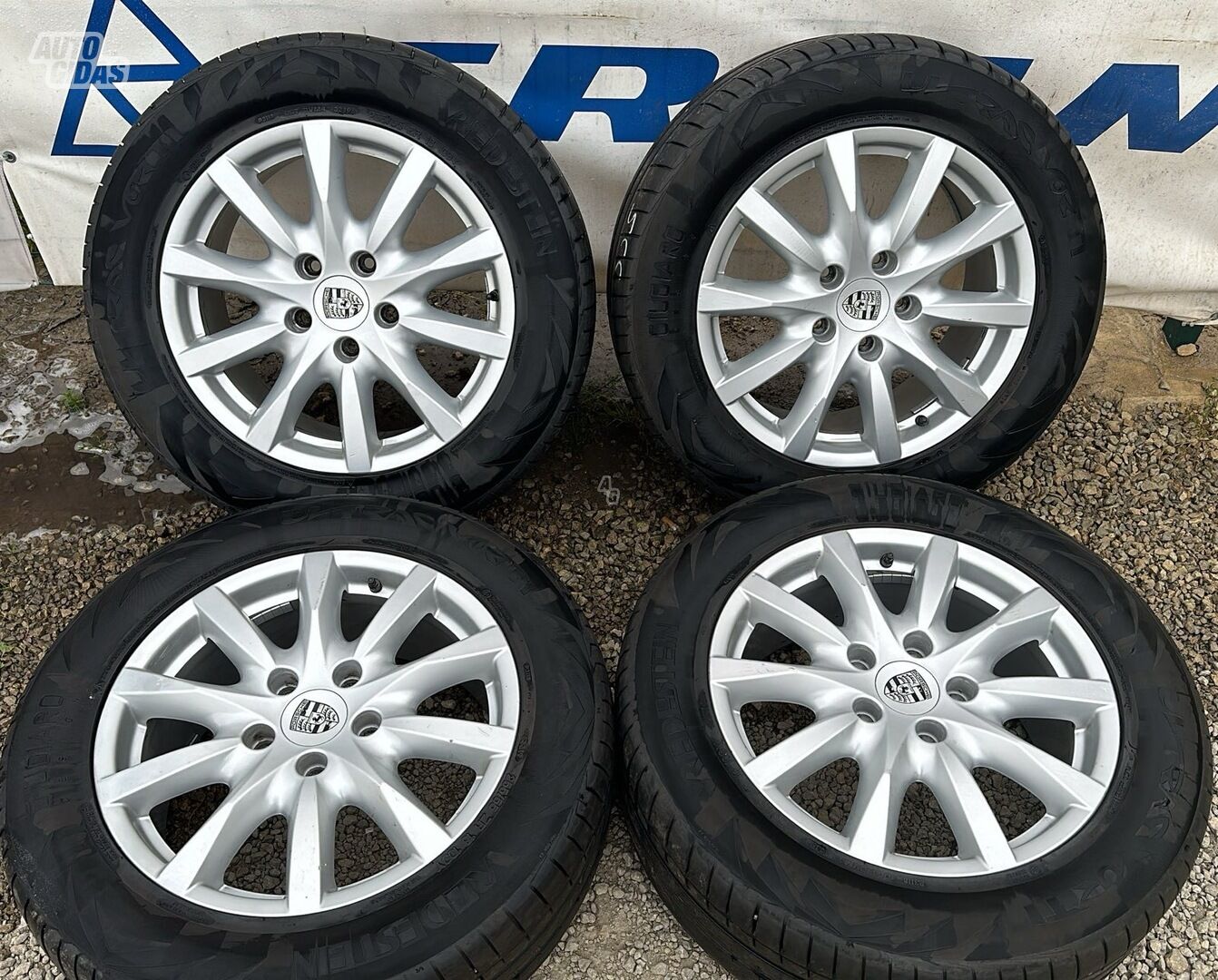 Light alloy R18 rims