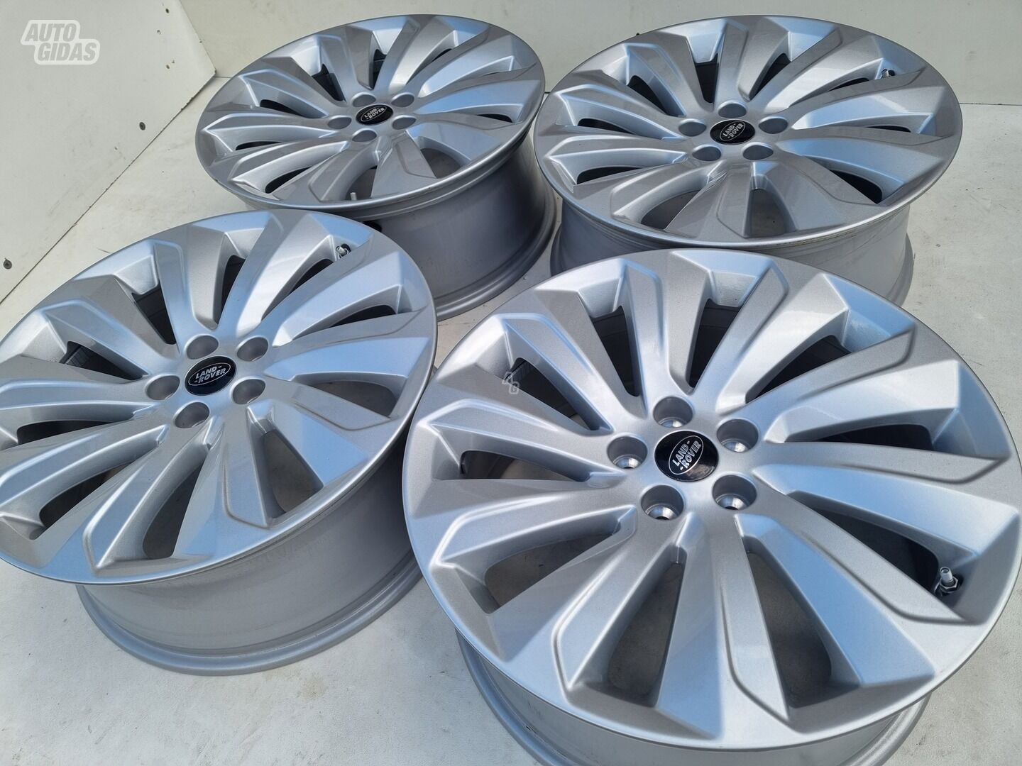 Land Rover R19 originalūs Range Rover Velar light alloy R19 rims