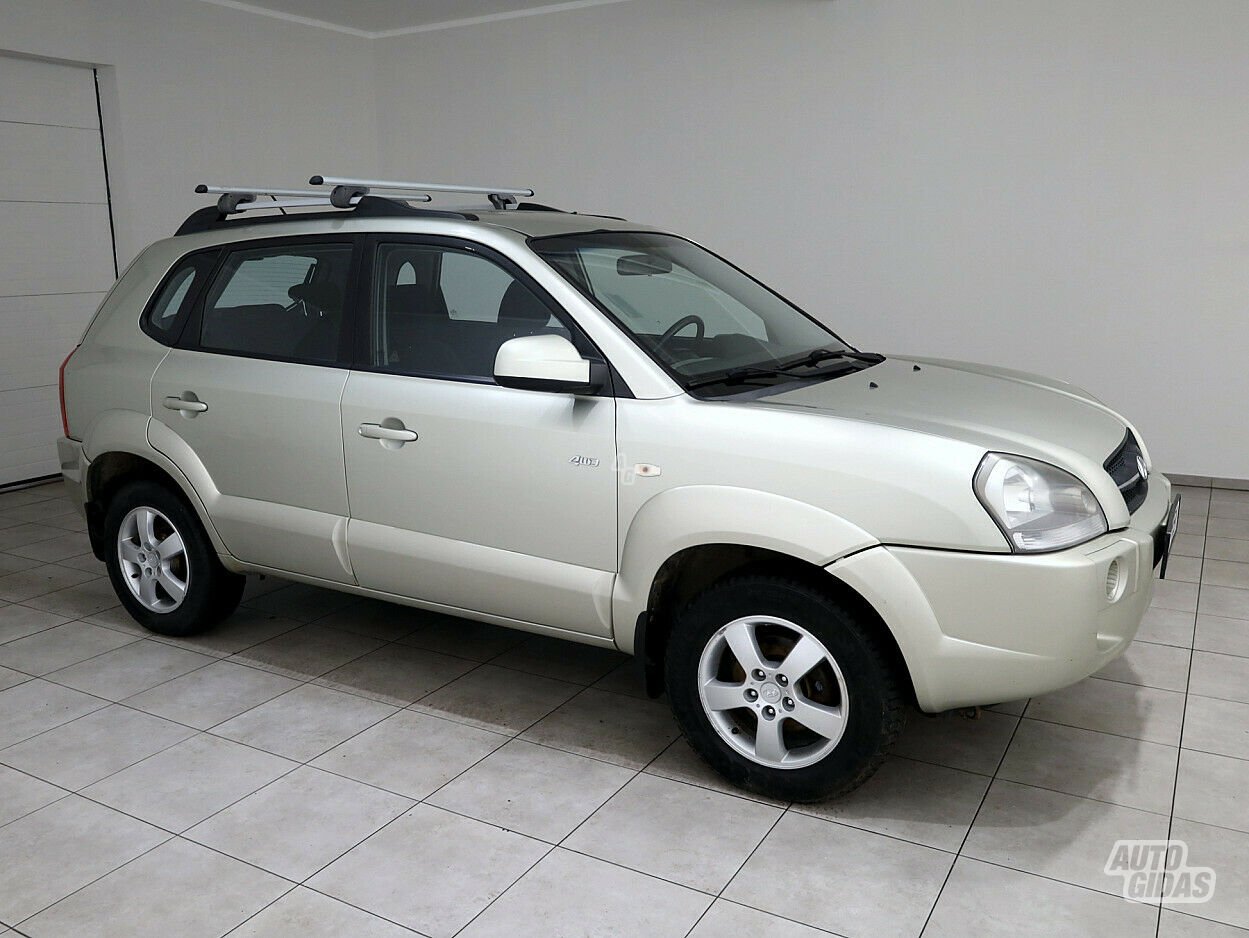 Hyundai Tucson 2008 y Off-road / Crossover