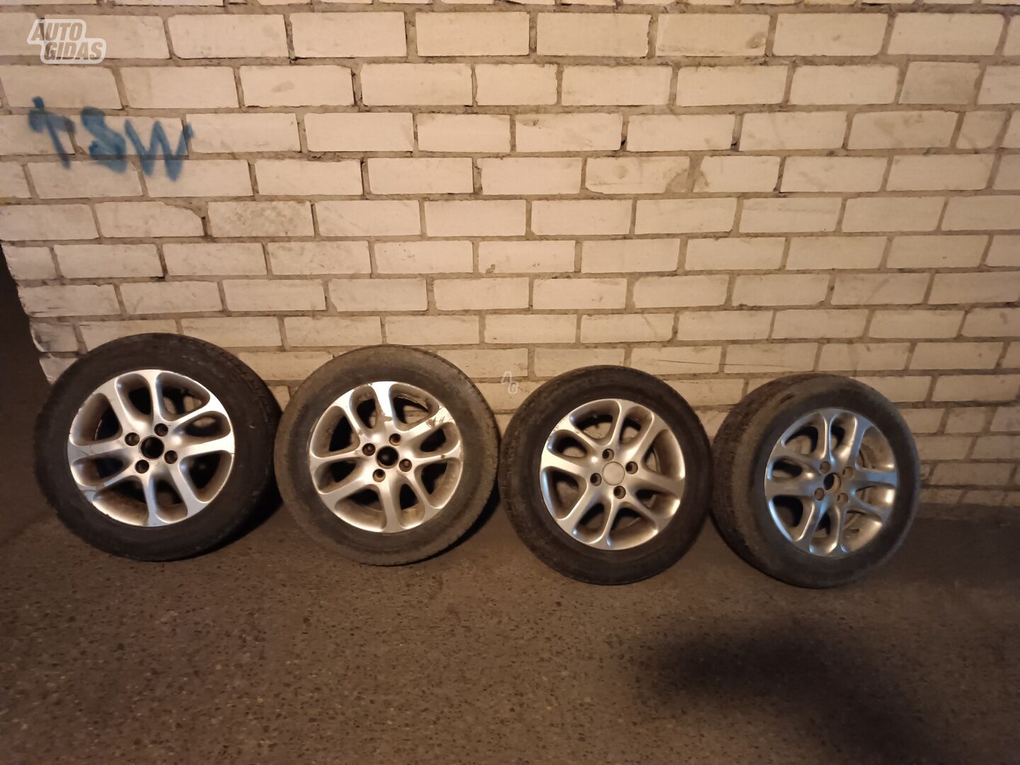 Toyota Yaris light alloy R14 rims