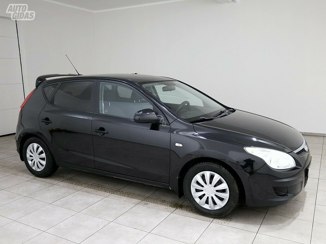 Hyundai i30 2008 г Хэтчбек