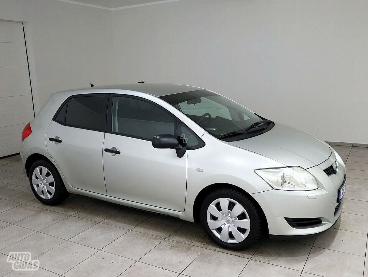 Toyota Auris 2007 г Хэтчбек