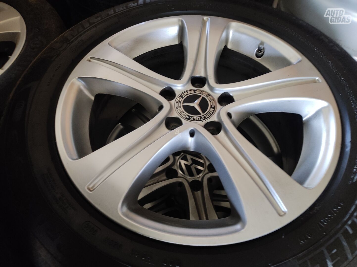 Mercedes-Benz e klasė  light alloy R17 rims