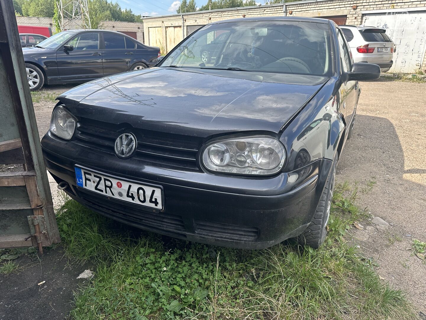 Volkswagen Golf IV 2000 m dalys