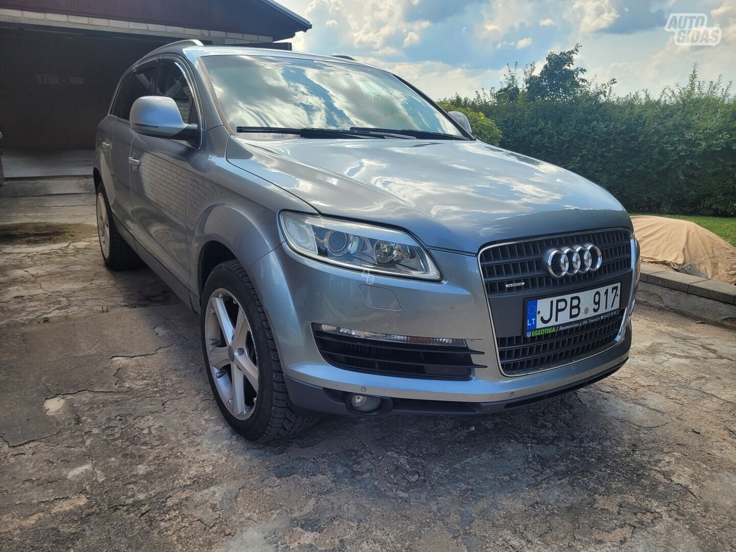 Audi Q7 2007 г Внедорожник / Кроссовер