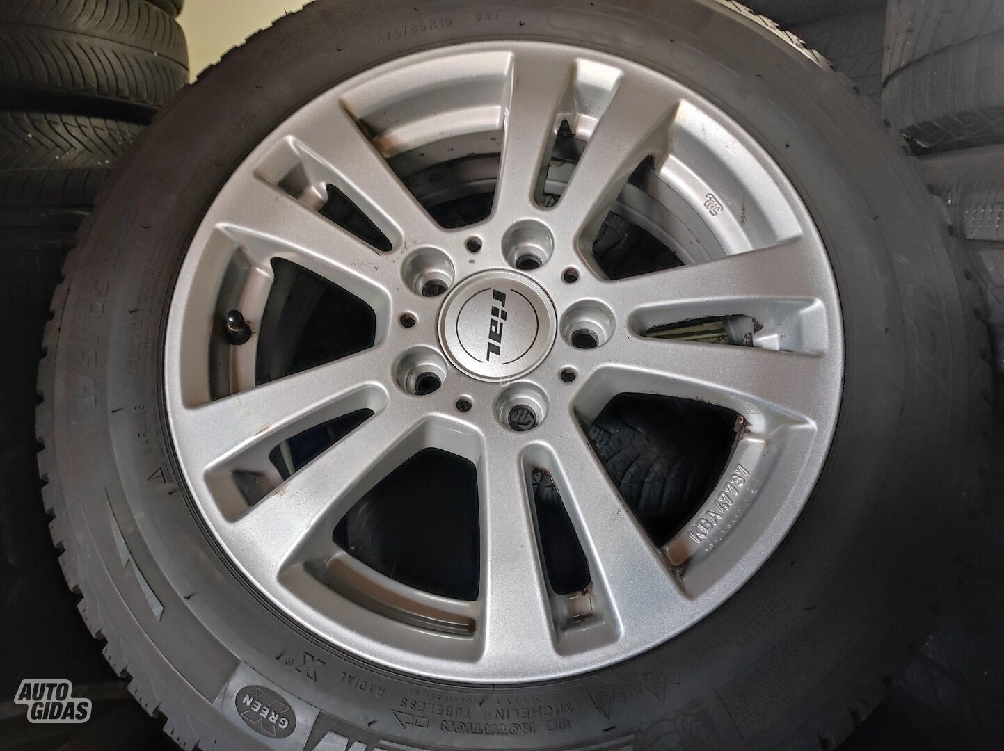 Rial light alloy R15 rims