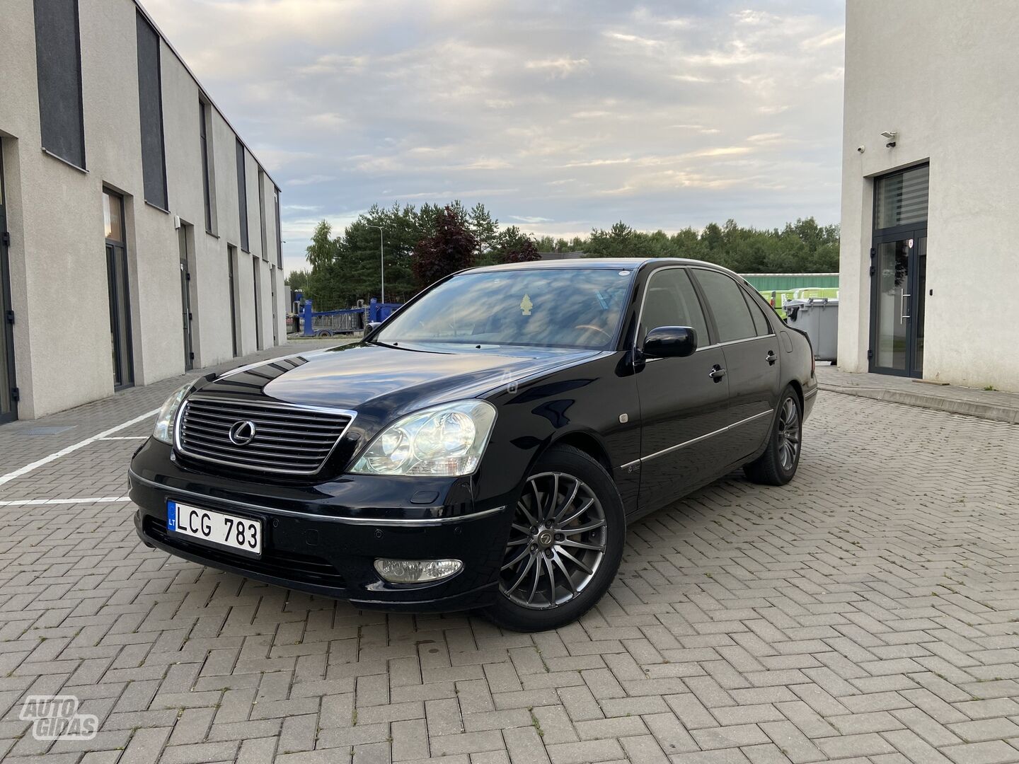 Lexus LS 430 2001 г Седан