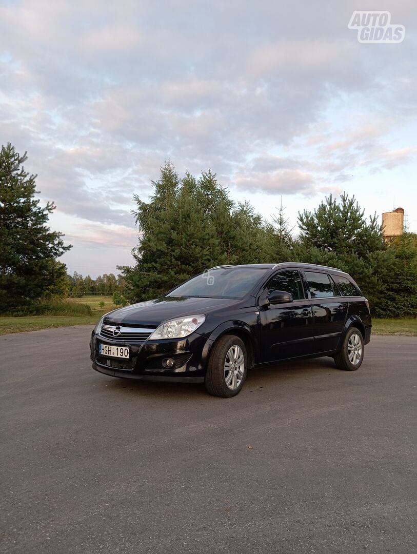 Opel Astra 2010 y Wagon