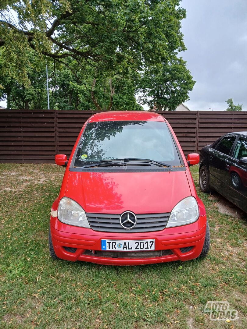 Mercedes-Benz Vaneo 2002 m Vienatūris