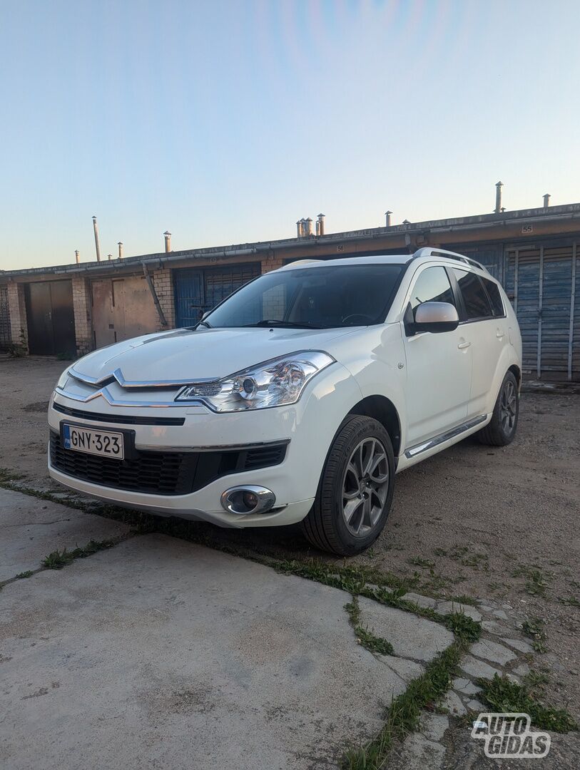 Citroen C-Crosser 2010 y Off-road / Crossover