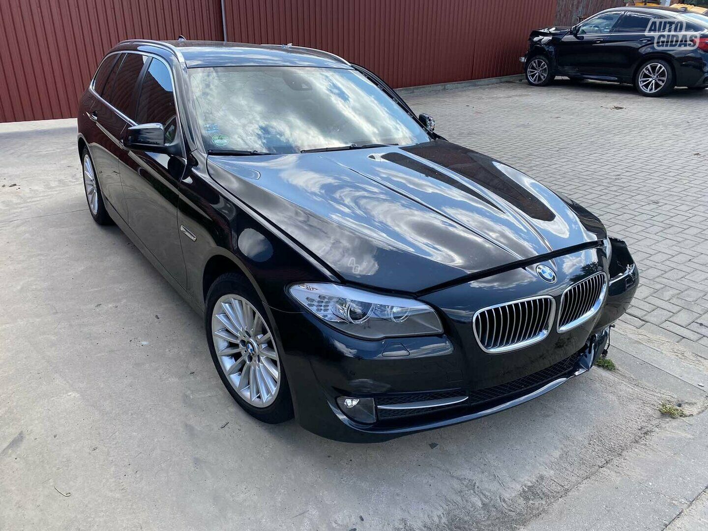 Automobilis dalimis, Bmw 525 2011 г запчясти