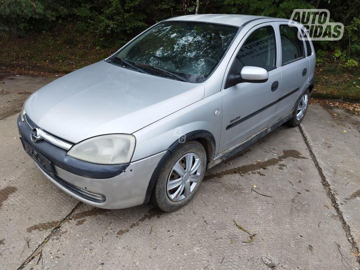 Opel Corsa 2002 m Hečbekas