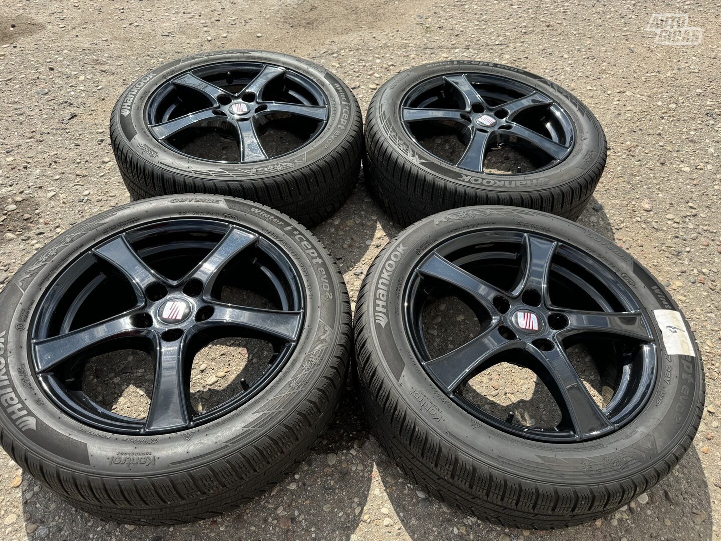 Seat Siunciam, 6.5J ET41 light alloy R17 rims