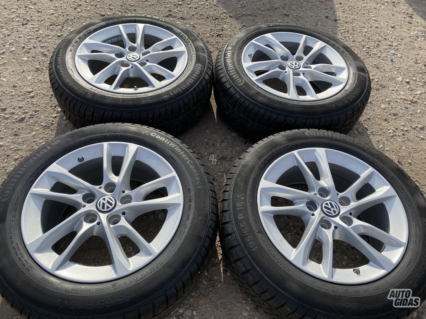 Volkswagen Siunciam, 7J ET47 light alloy R16 rims