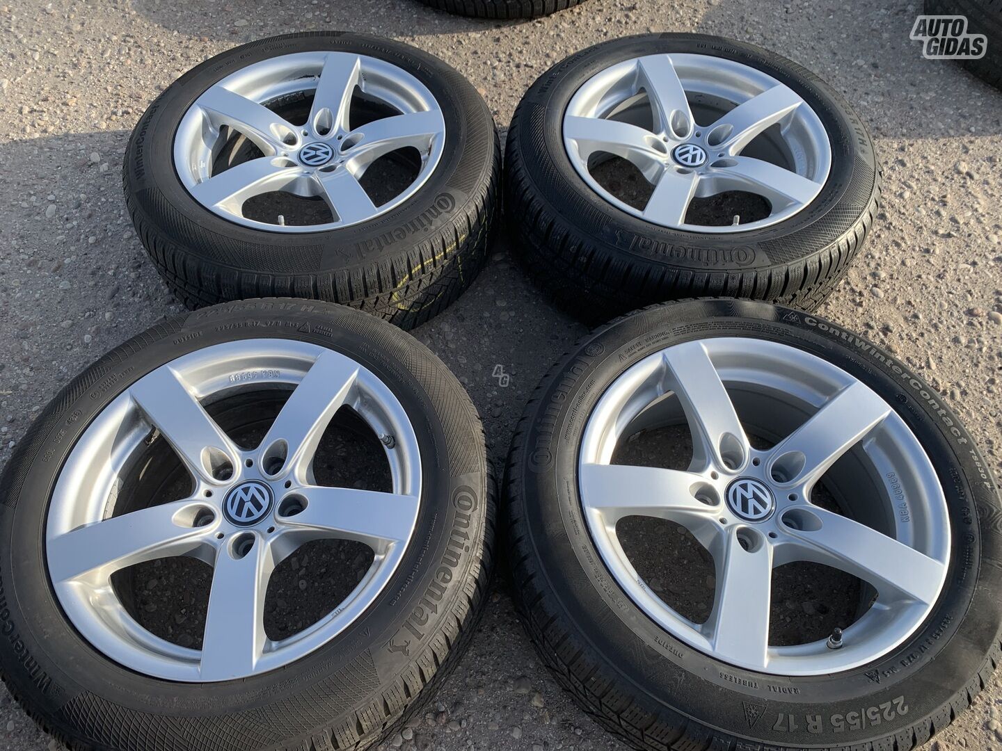 Volkswagen Siunciam, 8J ET29 Transporter light alloy R17 rims