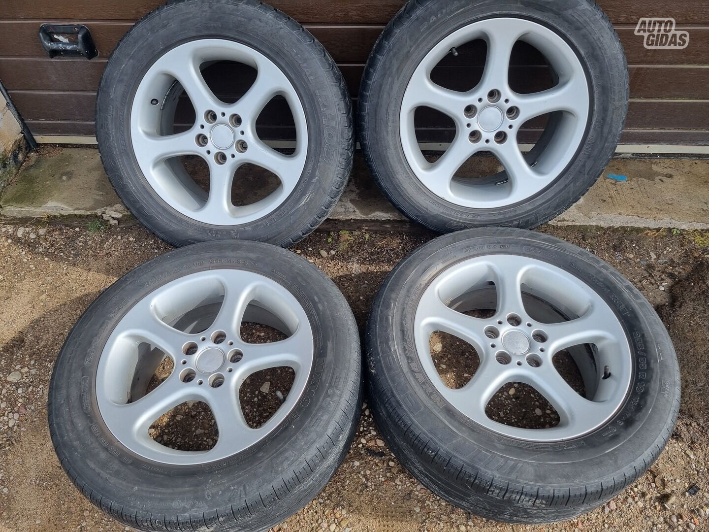 Light alloy R18 rims