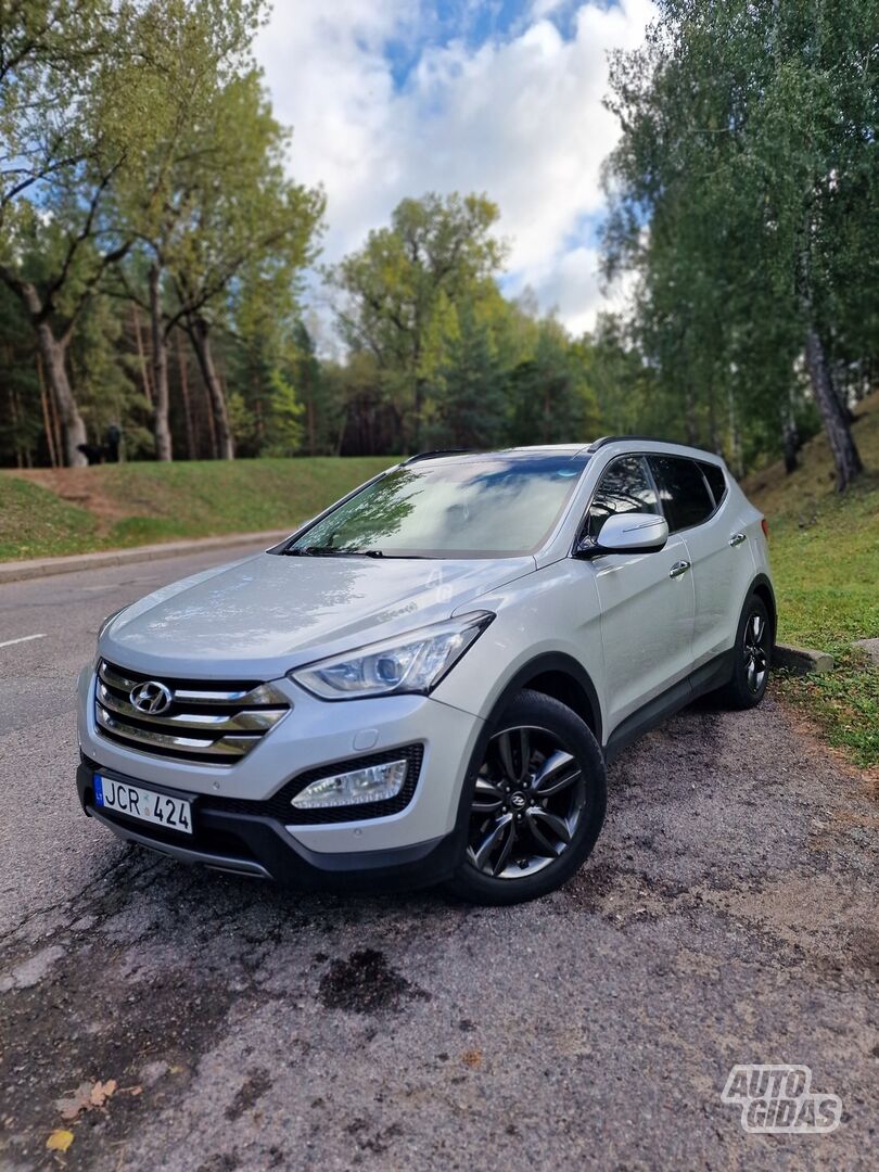 Hyundai Santa Fe 2014 y Off-road / Crossover